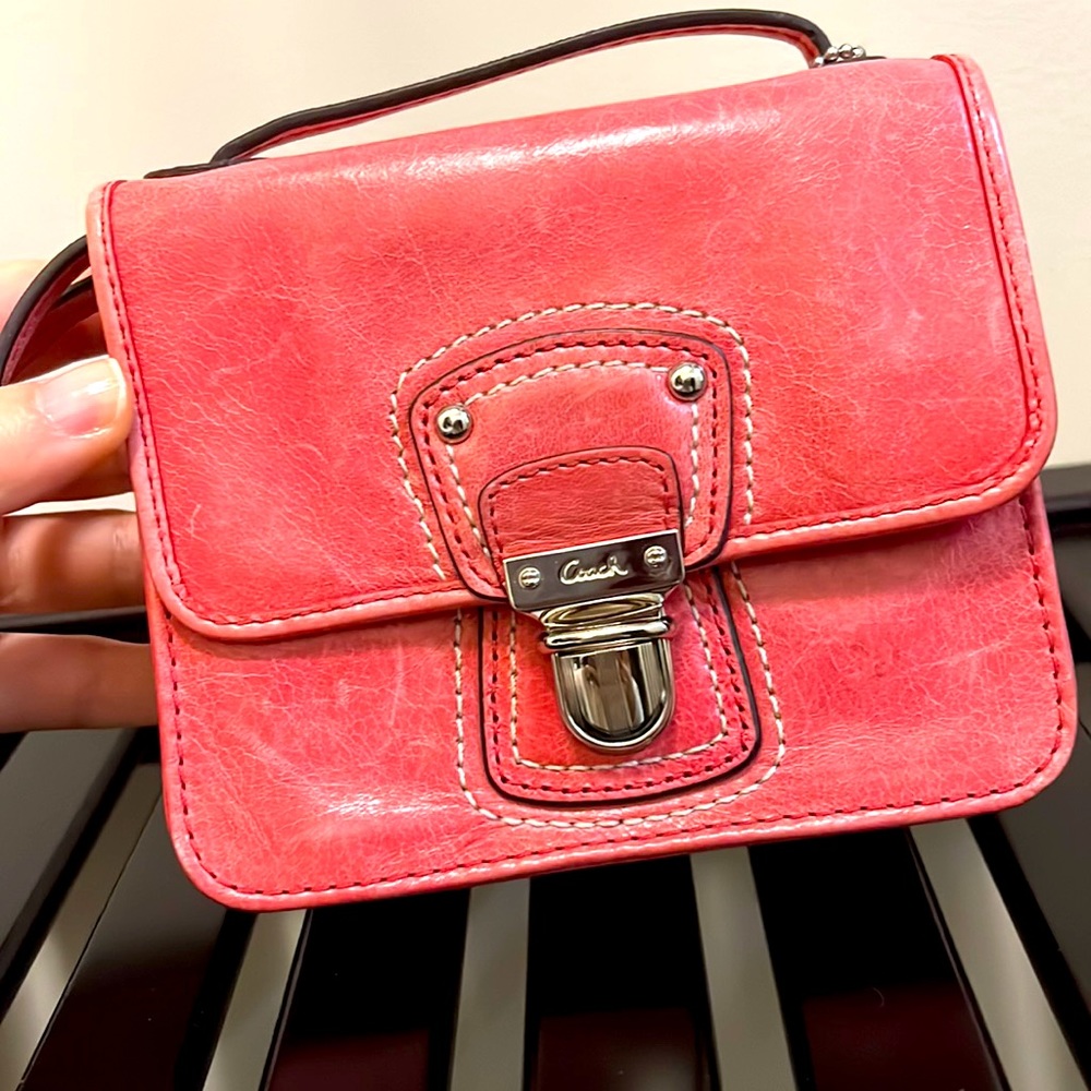 Coach mini crossbody pushlock purse - vintage style